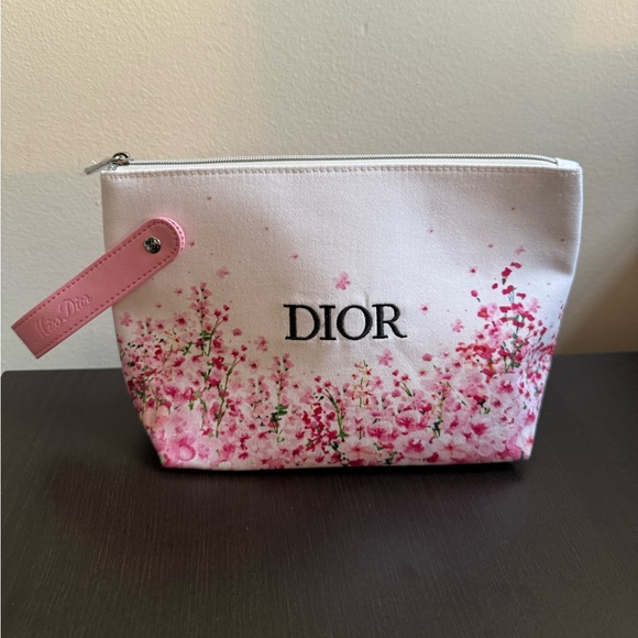 Dior Pink and White Cosmetic Bag with mini Dior lip maximizer. - Picture 3 of 9